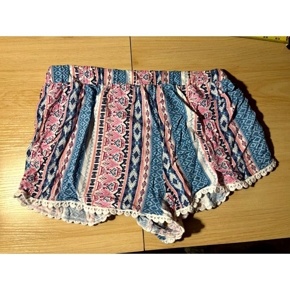 light thin patterned shorts - Picture 2 of 5